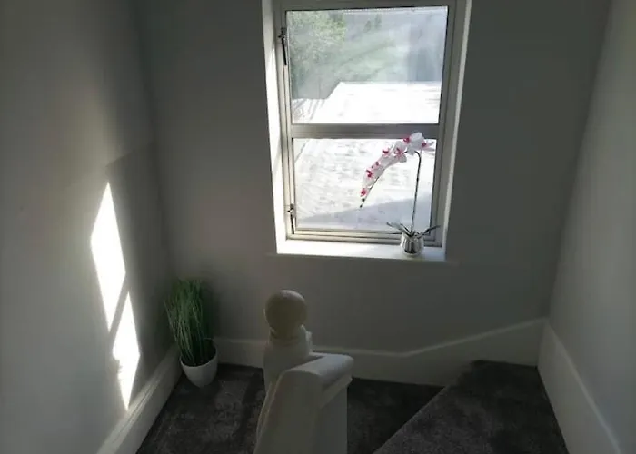 別荘 Recently Renovated House In Heart Of ゴールウェイ