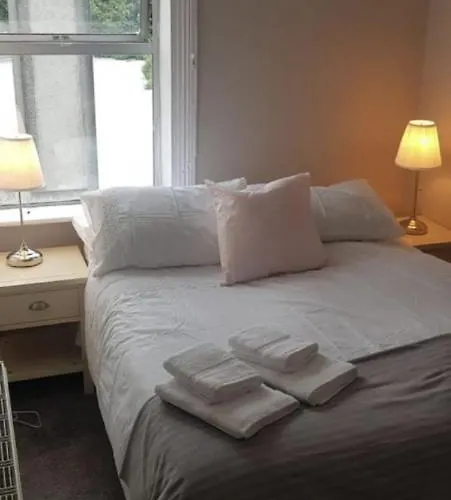 Recently Renovated House In Heart Of